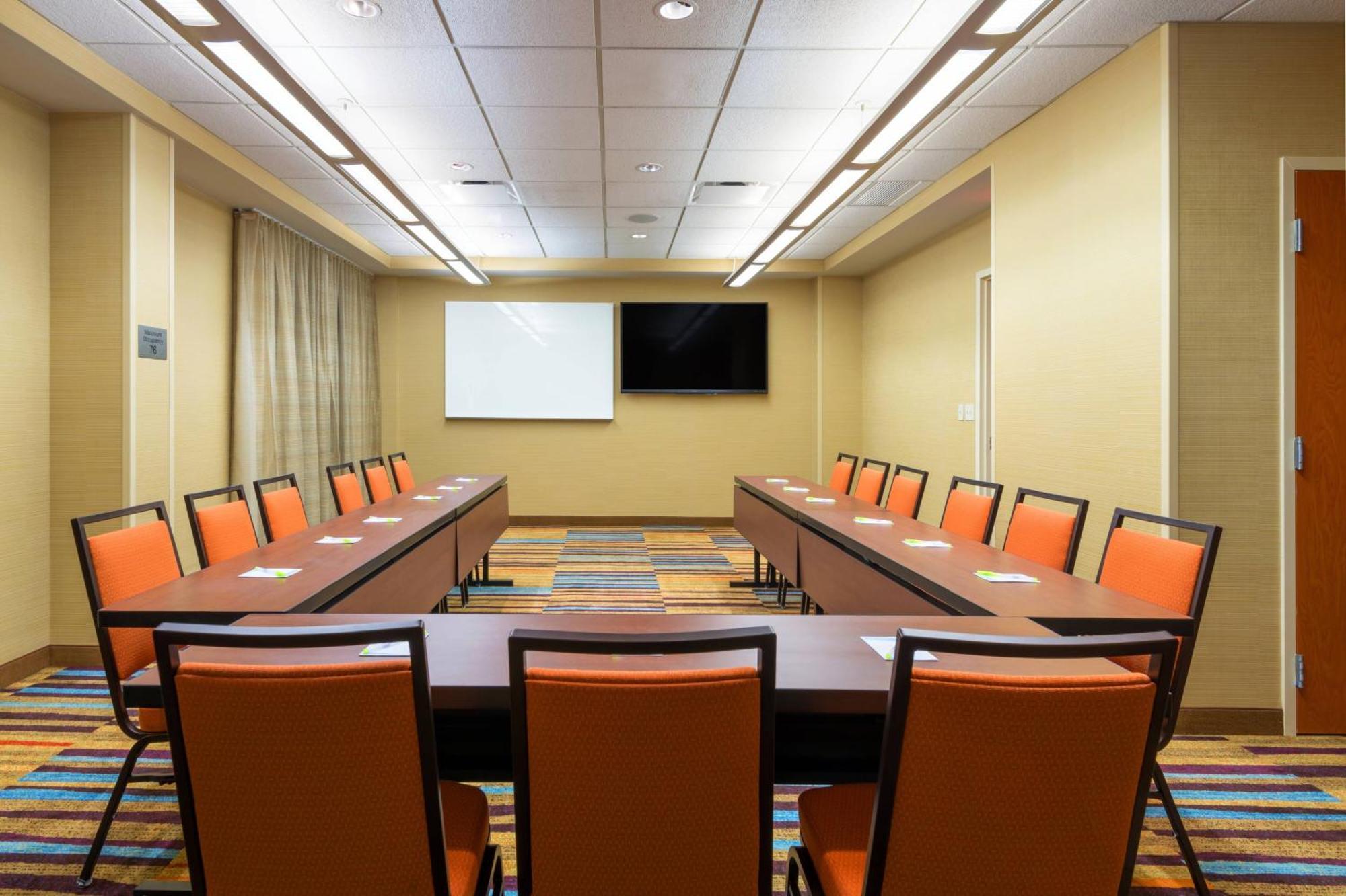 Fairfield Inn & Suites Louisville Downtown Экстерьер фото