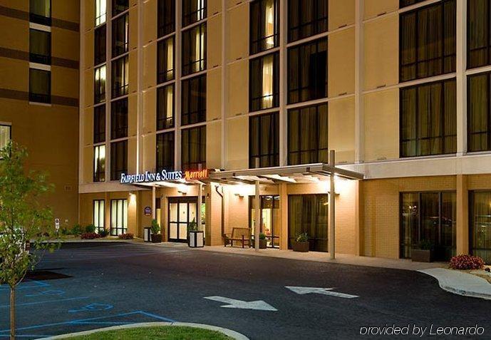 Fairfield Inn & Suites Louisville Downtown Экстерьер фото