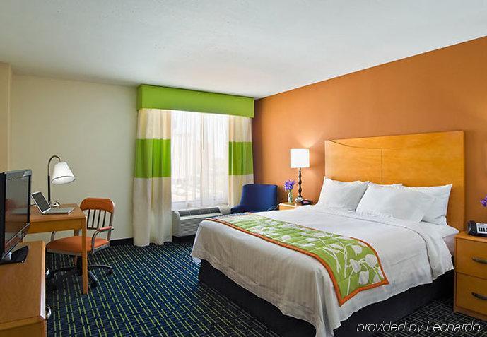 Fairfield Inn & Suites Louisville Downtown Экстерьер фото