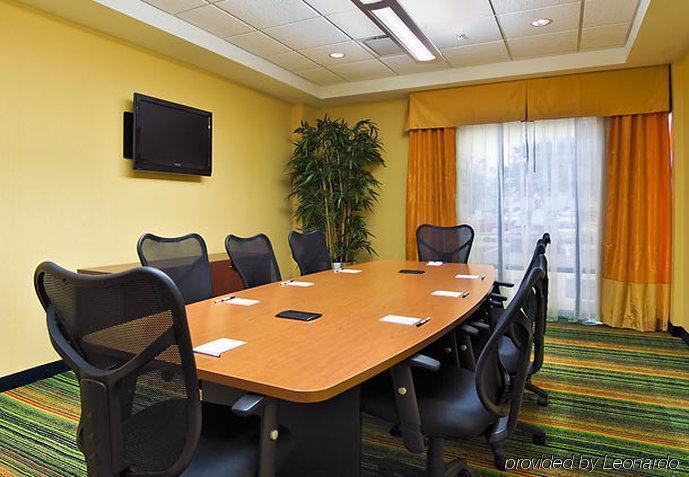 Fairfield Inn & Suites Louisville Downtown Экстерьер фото
