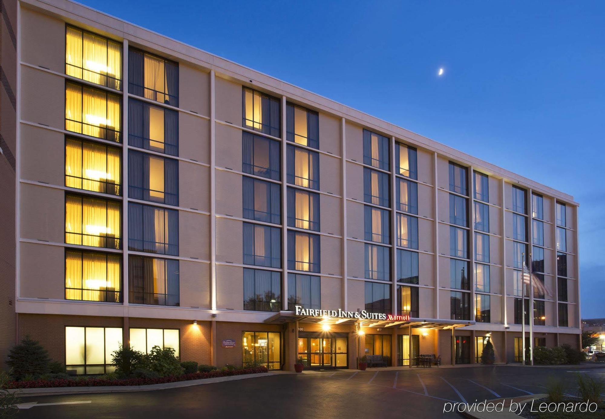 Fairfield Inn & Suites Louisville Downtown Экстерьер фото