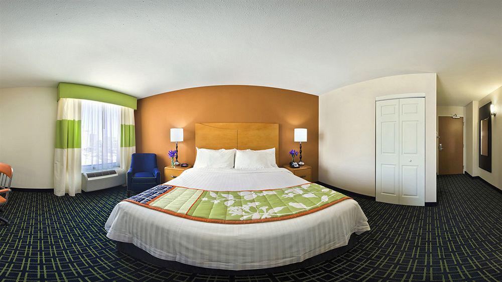 Fairfield Inn & Suites Louisville Downtown Экстерьер фото