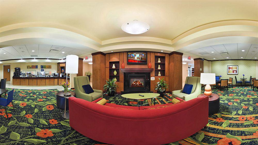 Fairfield Inn & Suites Louisville Downtown Экстерьер фото